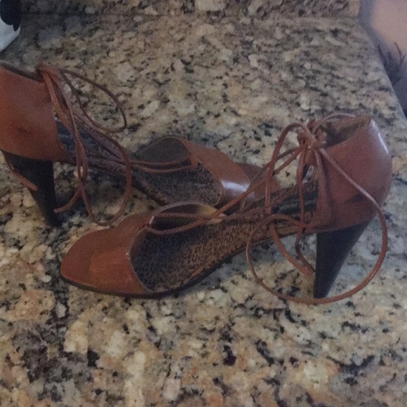 Sandals - Picture 4 of 4